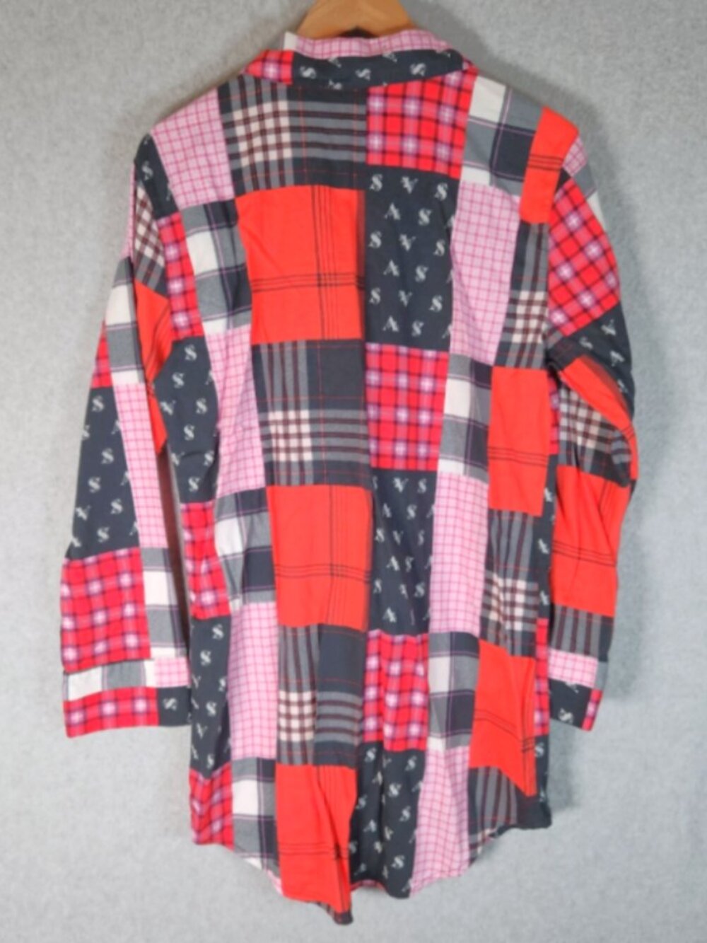 Victoria's Secret Dreamer Patchwork Flannel Sleep Shirt Women's Size Small - Picture 3 of 7
